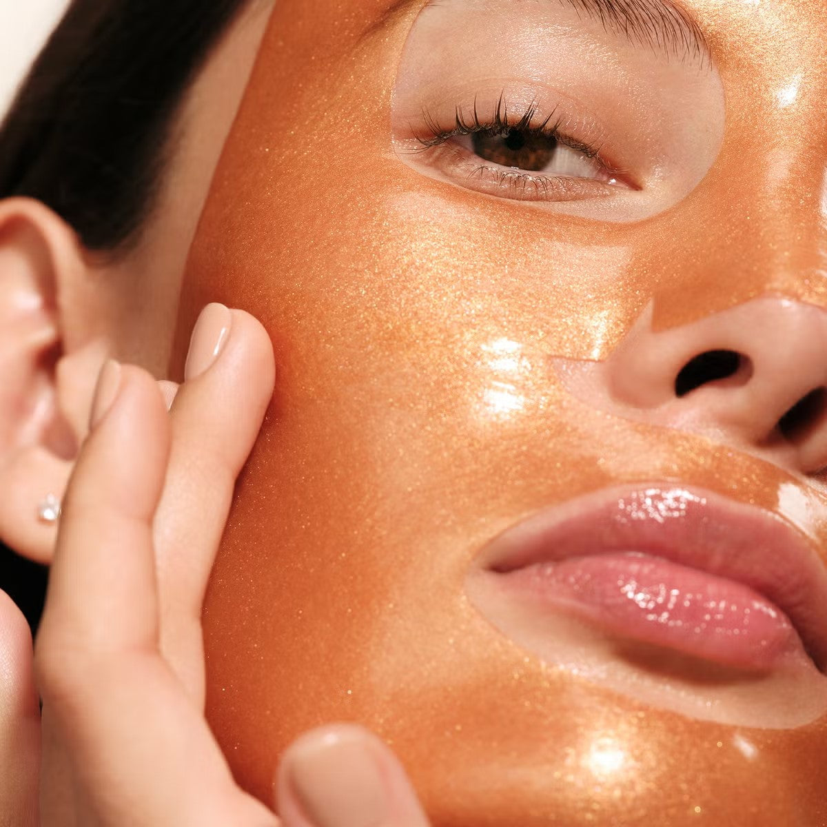 The Hydrogel Face Mask