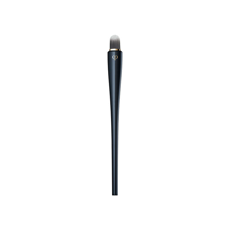 Concealer brush -- One Size ** Precise Concealing & Protecting