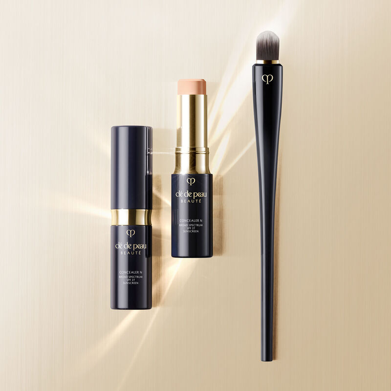 Concealer brush