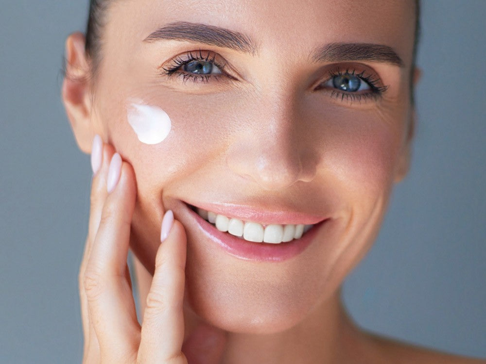 What is Creme ADN Metamorphique? Biologique Recherche's original formula anti-aging face cream.