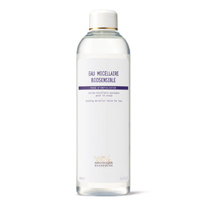 What is Biologique Recherche Eau Micellaire Biosensible? A gentle exfoliator that instantly captures impurities and removes traces of makeup from the skin. An excellent face lotion to easily remove makeup at the end of the day without irritation.