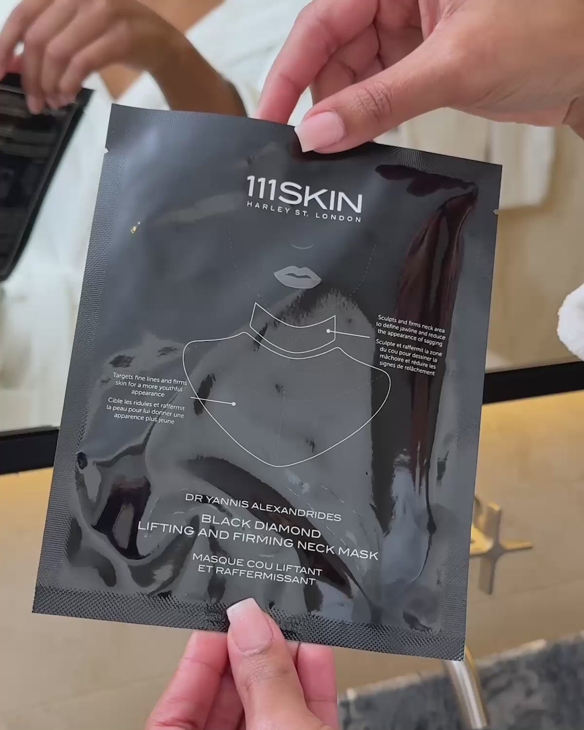 111SKIN Black Diamond Lifting & Firming Neck Mask