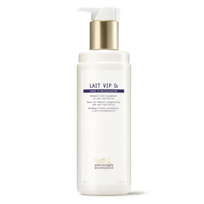 Lait Vip O2 -- Anti-Pollution Cleansing Milk ** Stressed Skin Types
