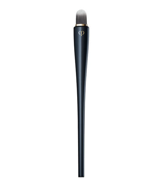 Concealer brush -- One Size ** Precise Concealing & Protecting