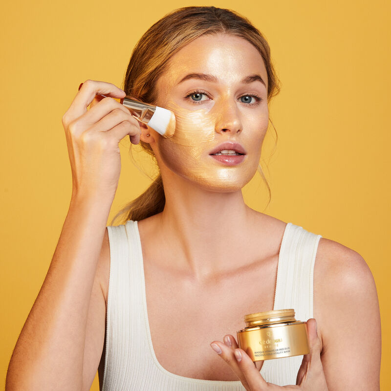 Cle de Peau Precious Gold Vitality Mask | Replenish + Recharge | 24k